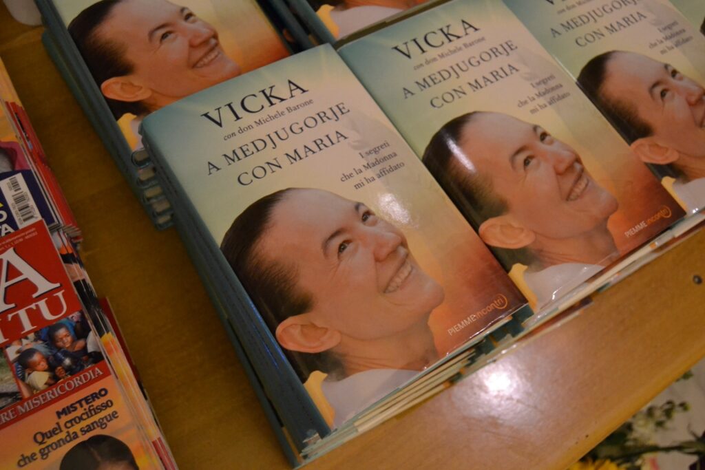 vicka libro casapesenna (12)