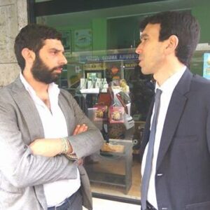 La banana con la buccia verde semina a impotenza