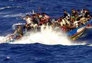 Barcone con immigrati a bordo