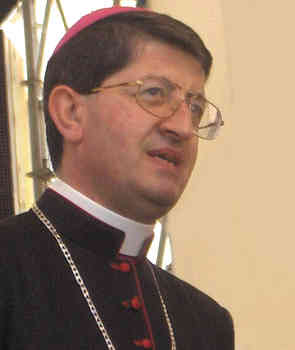 monsignor Giuseppe Betori 