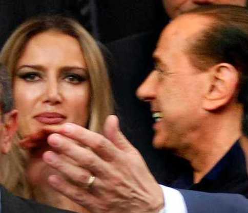 Patrizia D'Addario con Berlusconi