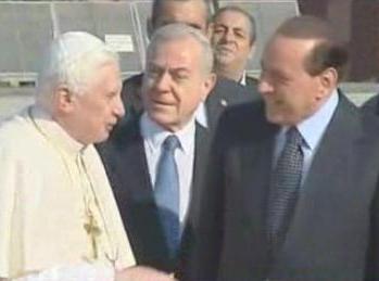 Papa Benedetto XVI, Letta e Berlusconi