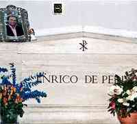 la tomba di Enrico De Pedis