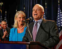 John McCain con la moglie Cindy