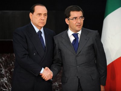 Silvio Berlusconi e Nicola Cosentino (Caiazzorinasce.org)