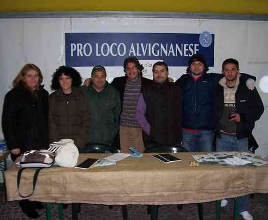 Palumbo con i soci della Pro Loco Alvignanese