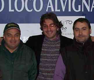 Palumbo (al centro) con i soci della Pro Loco Alvignanese