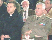 Don Merola con il generale De Vita