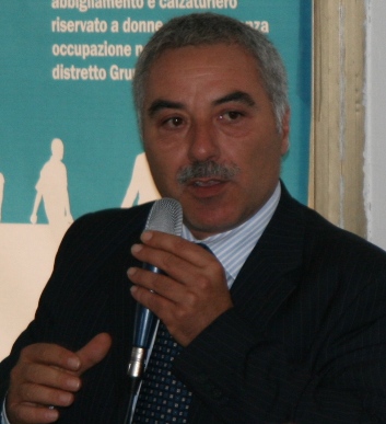 Umberto Guarino (neo presidente della Pro Loco al convegno provinciale sul vino asprino tenutosi a Cesa il 30/05/08)