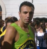 FRIGNANO. A 34 anni suonati, Vincenzo Magliulo, operaio della Merloni di Teverola, torna dopo 5 anni di assenza alla grande atletica agonistica. 