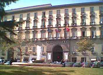 Piazza Municipio, Napoli