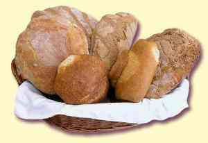 Raddoppiati i prezzi del pane nell'agro aversano