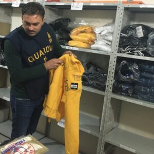 abbigliamento adidas falso abbigliamento adidas falso