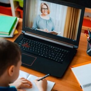 Parete Gruppo Di Genitori Della Scuola Media Chiede Didattica A Distanza Pupia Tv