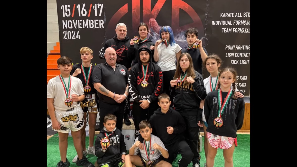 Aversa, campionato mondiale Wka: primo posto per atleti della "Luciano  International Team" - Pupia.tv