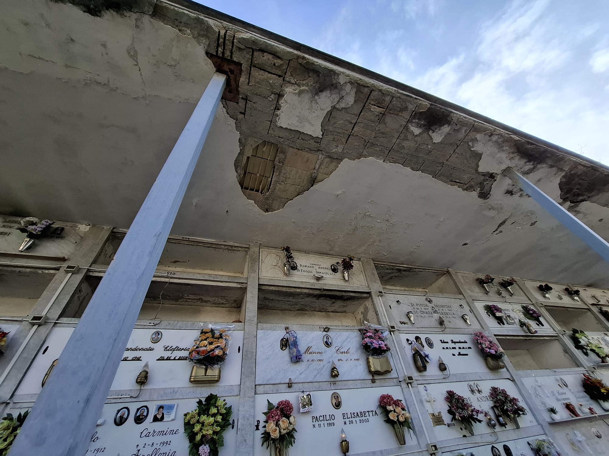 gricignano cimitero crollo 02nov25 (8)