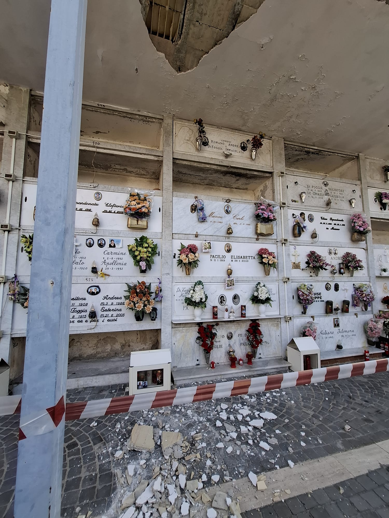 gricignano cimitero crollo 02nov25 (9)