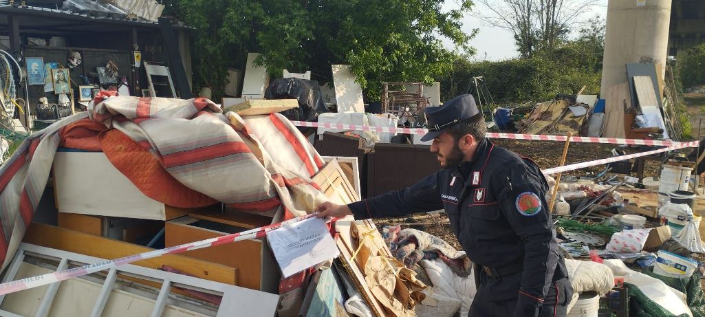 discarica caserta (1)