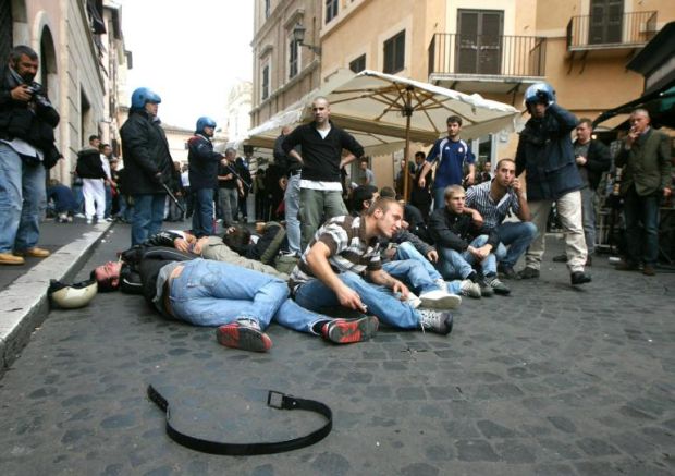 scontro studenti e Polizia