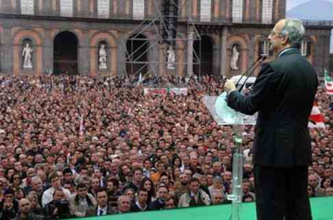 Veltroni a Napoli