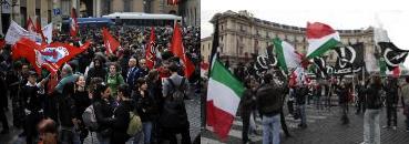 i due cortei degli studenti