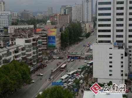 Cina, bombe esplodono su autobus: 3 morti