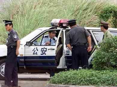 Polizia cinese