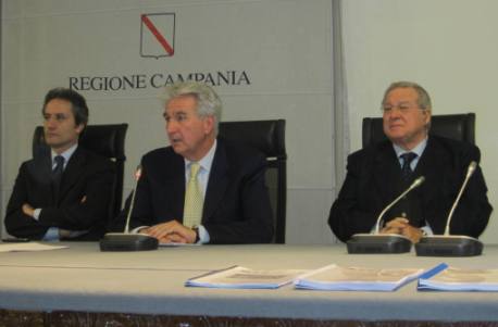 da sin. Caldoro, Taglialatela e Ciaramella