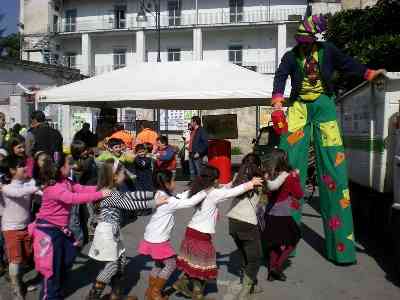 i bambini in Piazza Municipio