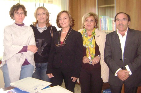 La preside con lo staff amministrativo