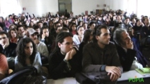 gli studenti nell'Aula Magna