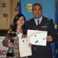 Il maresciallo Maiorca con la premiata Lucrezia Della Volpe