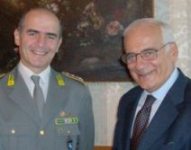 il colonnello Minozzi e il sindaco Petteruti