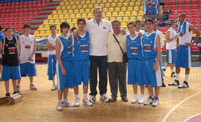 I ragazzi con Meneghin