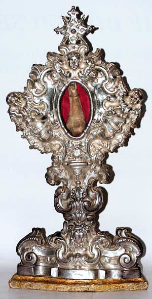 reliquia braccio San Cesario