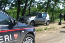 La Punto parcheggiata sul marciapiede