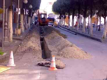 Lavori di metanizzazione in piazza