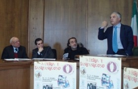 la presentazione nell'aula consiliare