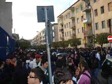 la protesta degli studenti maddalonesi