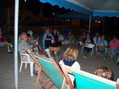 preghiera in spiaggia