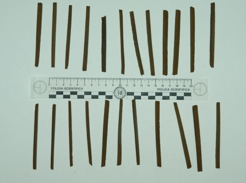 le stecche di hashish sequestrate