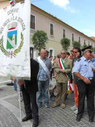 la marcia a San Nicola contro la discarica Mastroianni