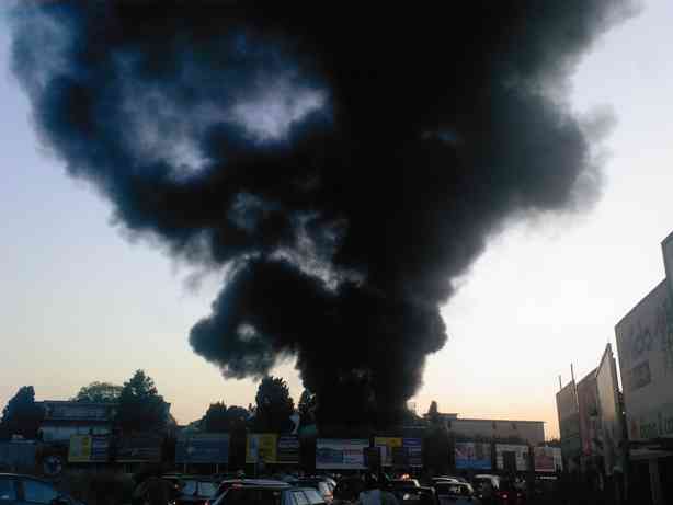 incendio rotonda Casavatore-Secondigliano