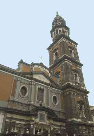 il duomo del Carmine Maggiore