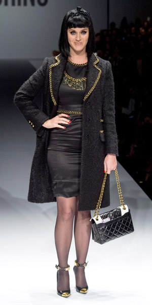 kate Perry in passerella per Moschino Milano 2014