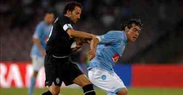 Del Piero e Lavezzi durante la gara di campionato