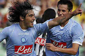 il bomber argentino del Napoli Lavezzi