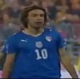 Andrea Pirlo autore del primo gol su calcio di rigore