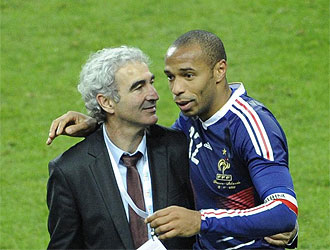 Henry e Domenech (foto marca)