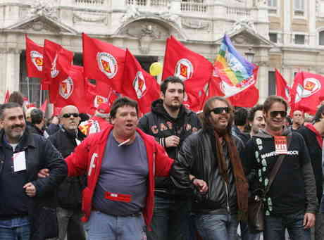 immagini della manifestazione di Roma (foto ANSA)